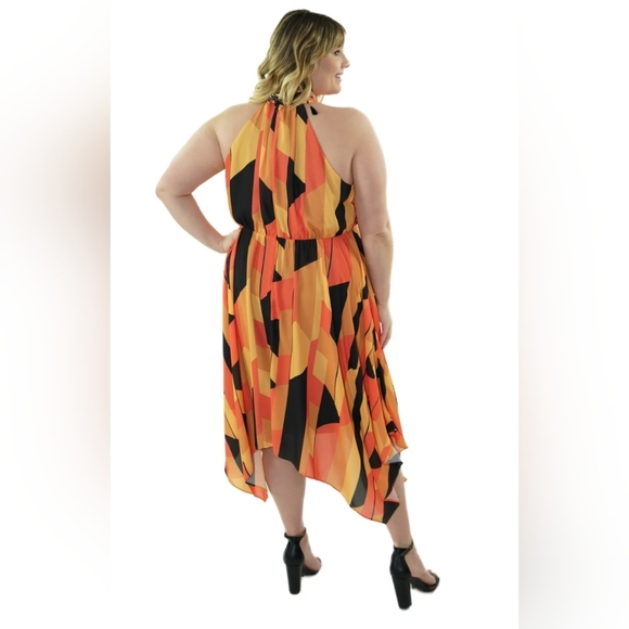 NWT Maree Pour Toi Women's Plus Size Halter Print Handkerchief Dress Size 18 - Picture 3 of 11